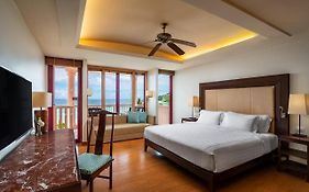 Centara Grand Beach Resort Phuket